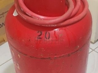 Dubai Gas cylinder 22kg empty with regulator